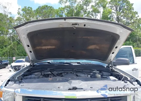 2014 Chevrolet Silverado 1500 2Lt from USA, damaged, VIN 1GCVKREC5EZ310185